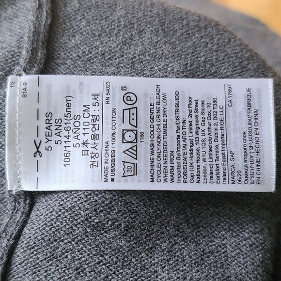 HOST PICK! Gap Disney Mickey Toddler Boys Sweater, 5 Years - Picture 5 of 7